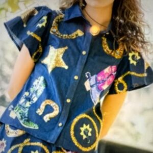 Queen of Sparkles , denim, cowgirl, icon collar top NWOT med
